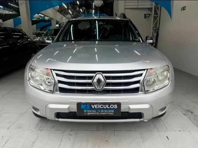 Renault Duster Dynamique 2.0 Hi-flex 16V Aut. 2015