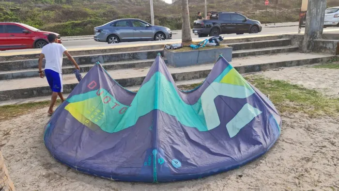 Kite Duotone tamanho 12