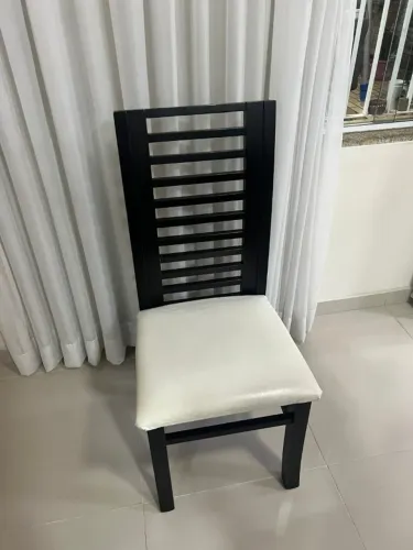 Conjunto com 6 Cadeiras de Jantar