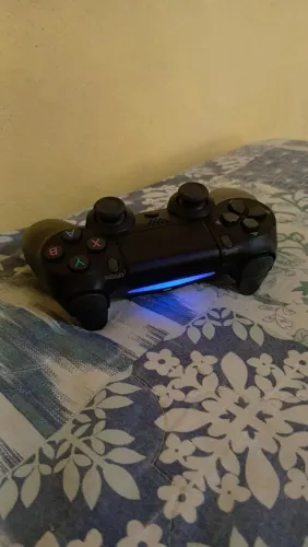 Controle De PlayStation 4 Em perfeito estado.