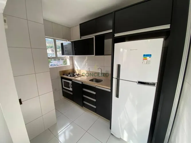 Apartamento Semi-Mobiliado com 2 Dormitórios para Locação no Abraão Florianópolis