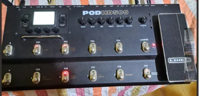 Pedaleira Line 6 POD HD500 - Excelente Estado + Sons Profissionais