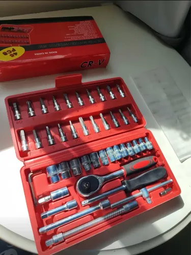 Kit de Ferramentas 46 Peças com Catraca e Bits