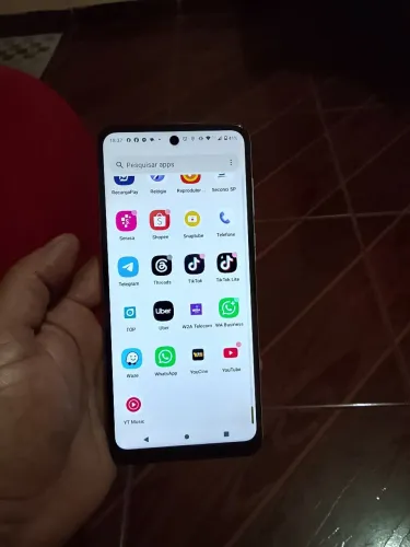 Vendo um celular Motorola G 22 bem conservado todo bom