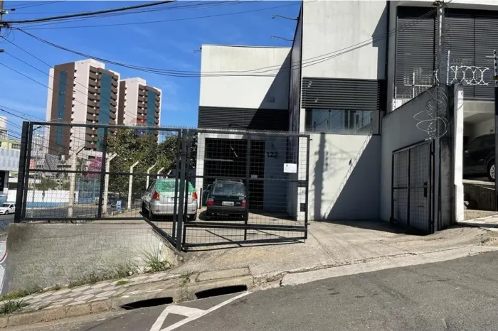 Alugue Sala Comercial no Jardim Vergueiro!