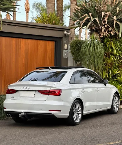 Audi A3 Sed.1.8/1.8 Ambit.16v TB FSI S-tronic 2015