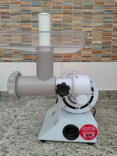 Moedor eletrico Arbel bivolt 