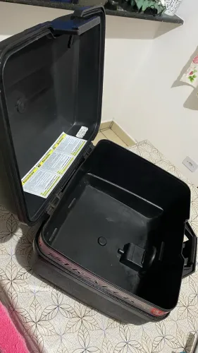 BAÚ GIVI 27 LITROS