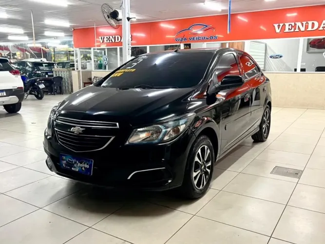 Chevrolet Onix Hatch LTZ 1.4 8V Flex Power Mec. 4P 2013