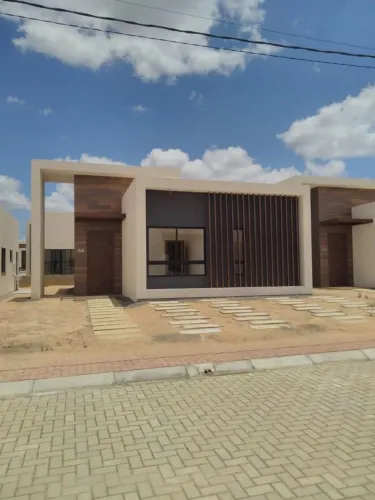 EDSON APRESENTA OPORTUNIDADE COND. LANTAI CASA COM 3 SUÍTES E TERRENO C/230M2