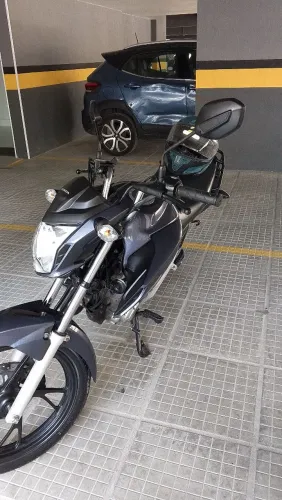 Moto extra toda revisada e emplacamento em dia