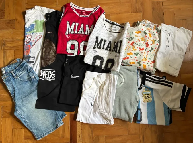 Lote de roupas para menino de 12 anos