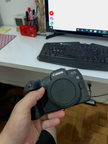 Canon RP (Corpo)