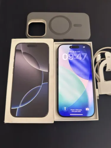 Vendo ou troco Iphone 16 Pro 256gb completo impecável (aceito cartão)