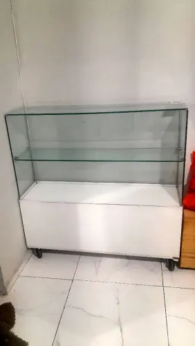 Vendo Balcão Vitrine Branco NOVÍSSIMO