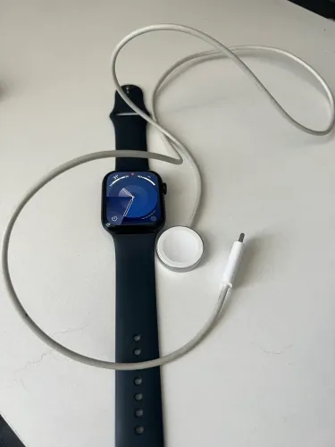Apple Watch S8 45mm