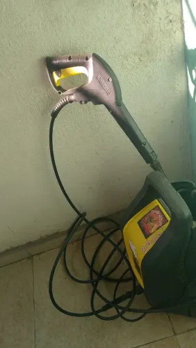 Máquina lava jato Karcher 