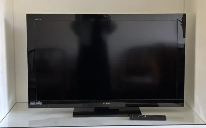 TV Sony Bravia 40" Full HD LCD | KDL-40BX405 | Excelente Estado