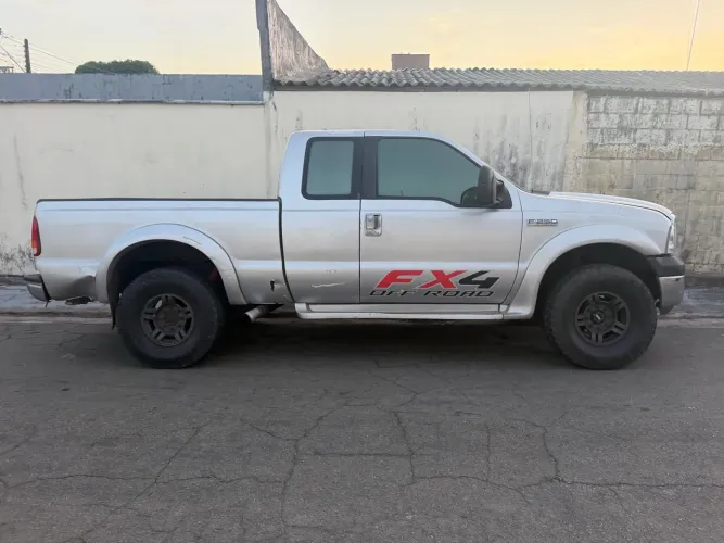 Ford F-250 Tropicab CE 3.9 TB Diesel 2009