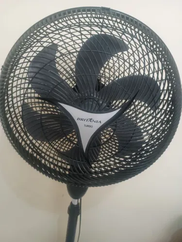 VENTILADOR PEDESTRAL BRITÂNIA TURBO COM 3 VELOCIDADES POTENTE