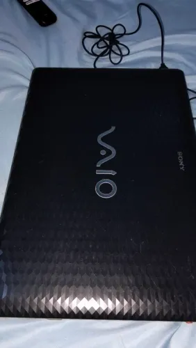 Notebook Sony VAIO Core i5 / 4GB RAM / Windows 10 (Bom Custo-Benefício)