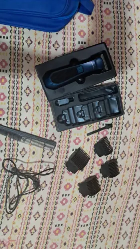 Máquina de cortar cabelo e barba para profissionais