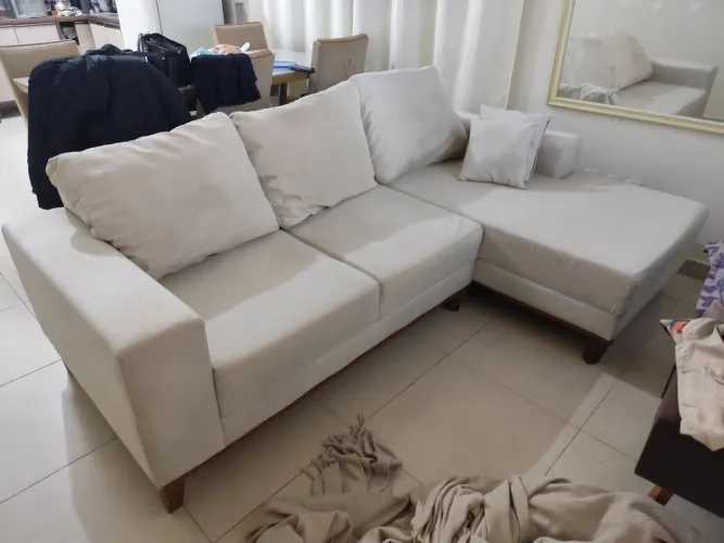 Sofá em L linho
