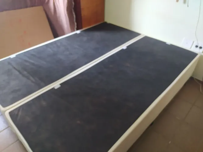 Cama box king Size c/ cochão