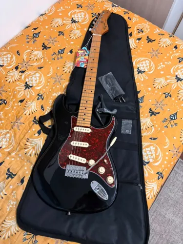 Guitarra Stratocaster Tagima Tw-530 Orientação Da Mão Destro