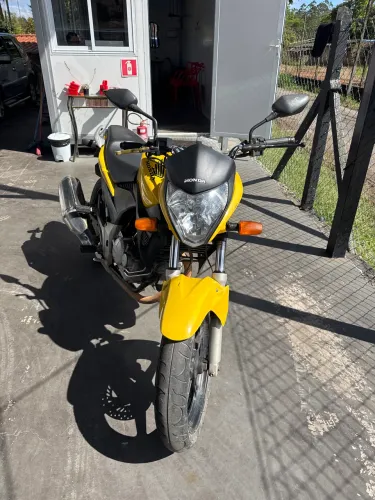 Moto linda! Pronta para usar