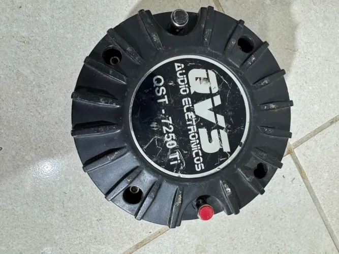Driver titanium qvs