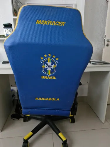 MaxRacer edição especial da Seleção Brasileira (CBF)