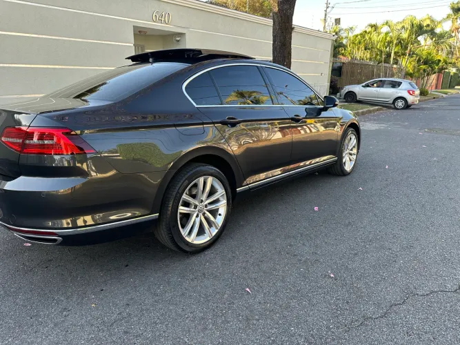 Volkswagen Passat Highline 2.0 TSI 220cv Tip. 2018
