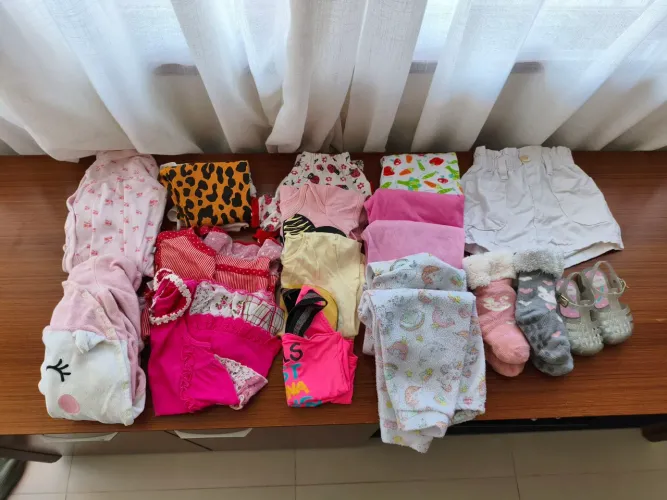 Lote 20 peças bebê menina tamanho 9m a 1 ano