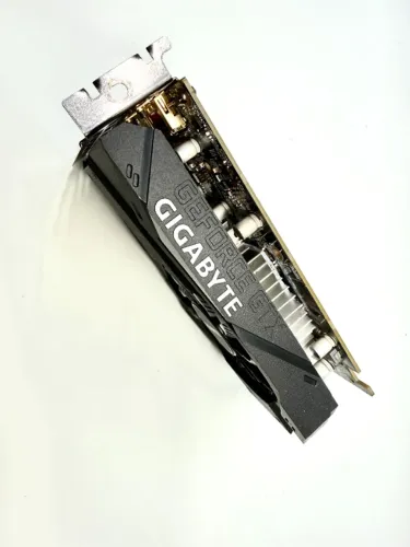 Placa de Video Gtx 1650 4Gb Gigabyte Com Garantia 12x Cartao