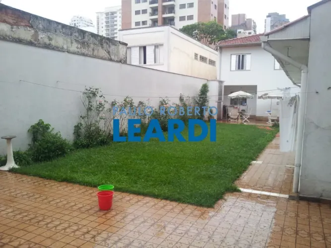 CASA ASSOBRADADA - BROOKLIN - SP