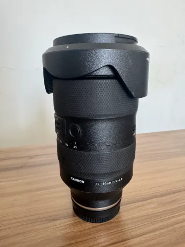 Tamron 35-150mm F/2-2.8 Di III VXD Sony E