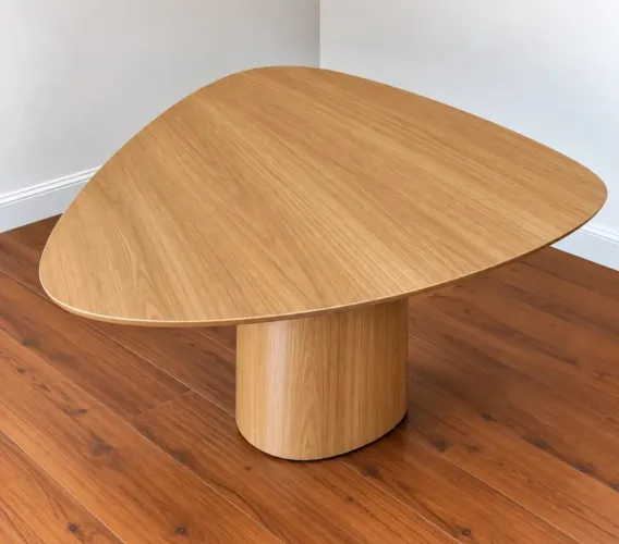 Mesa orgânica 1.20x1.23 freijó