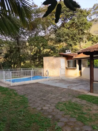 Encantadora Chácara com 3.700m², localizada em Delfim Moreira/MG