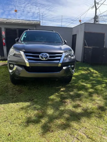 Toyota Hilux SW4 SRX 4X4 2.8 TDI 16V Dies. Aut. 2020