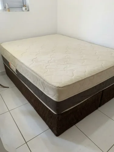 Cama Queen
