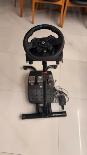 Xbox Volante Logitech G923 Trueforce Preto + Suporte volante Extreme Sim Racing
