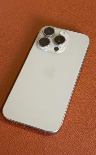 iPhone 16 PRO 256G PERFEITO
