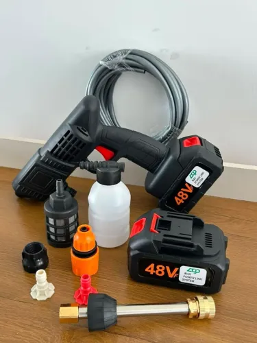 LAVADORA DE PRESSÃO A BATERIA/MALETA COM KIT COMPLETO