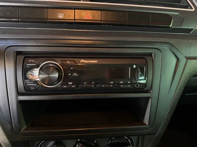 Som automotivo Pionner Bluetooth mvh-s218bt