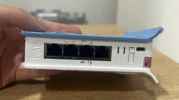 Roteador MikroTik hAP Lite