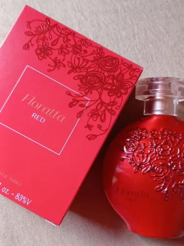 A fragrância feminina do Floratta Red Desodorante Colônia é inspirada na flor da Maçã de V