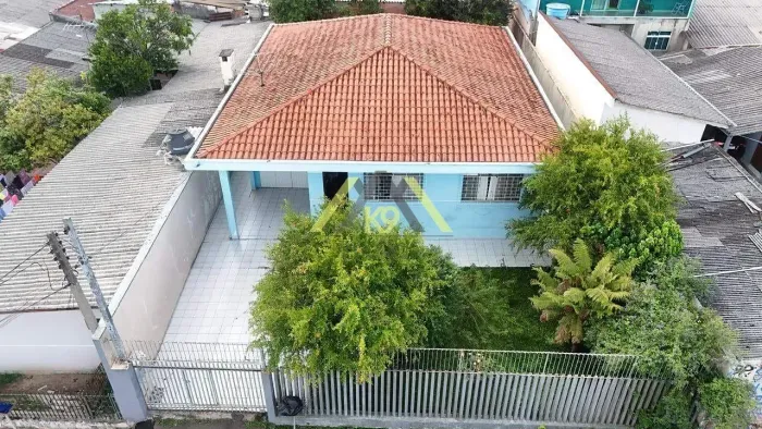 CASA COM 4 DORMITÓRIOS NO CAMPO PEQUENO EM COLOMBO