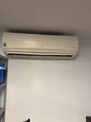 Ar Condicionado Smart Inverter LG 18.000 BTUs - Usado em ótimo estado