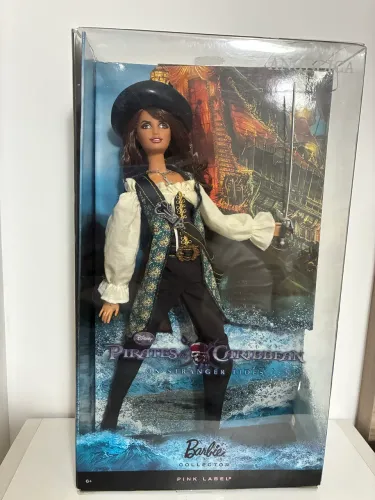 Boneca Angélica piratas do Caribe